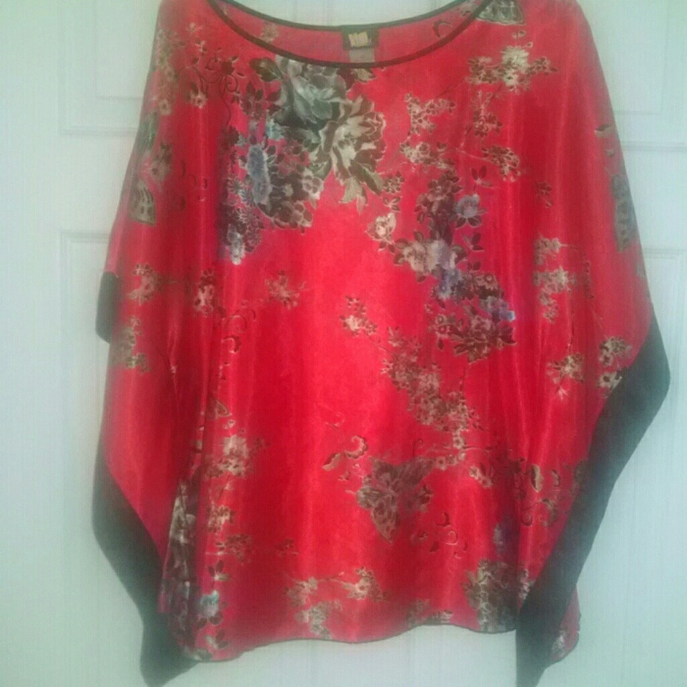 Asian inspired top size 1X